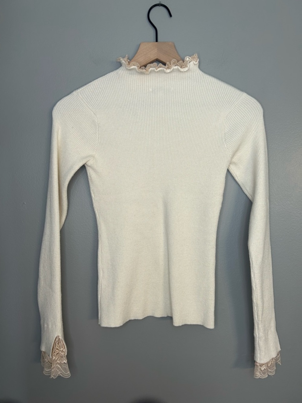 Moon River Women’s Cream Wish Come True Ribbed Lace Mock Neck Sweater, Small - Picture 5 of 6